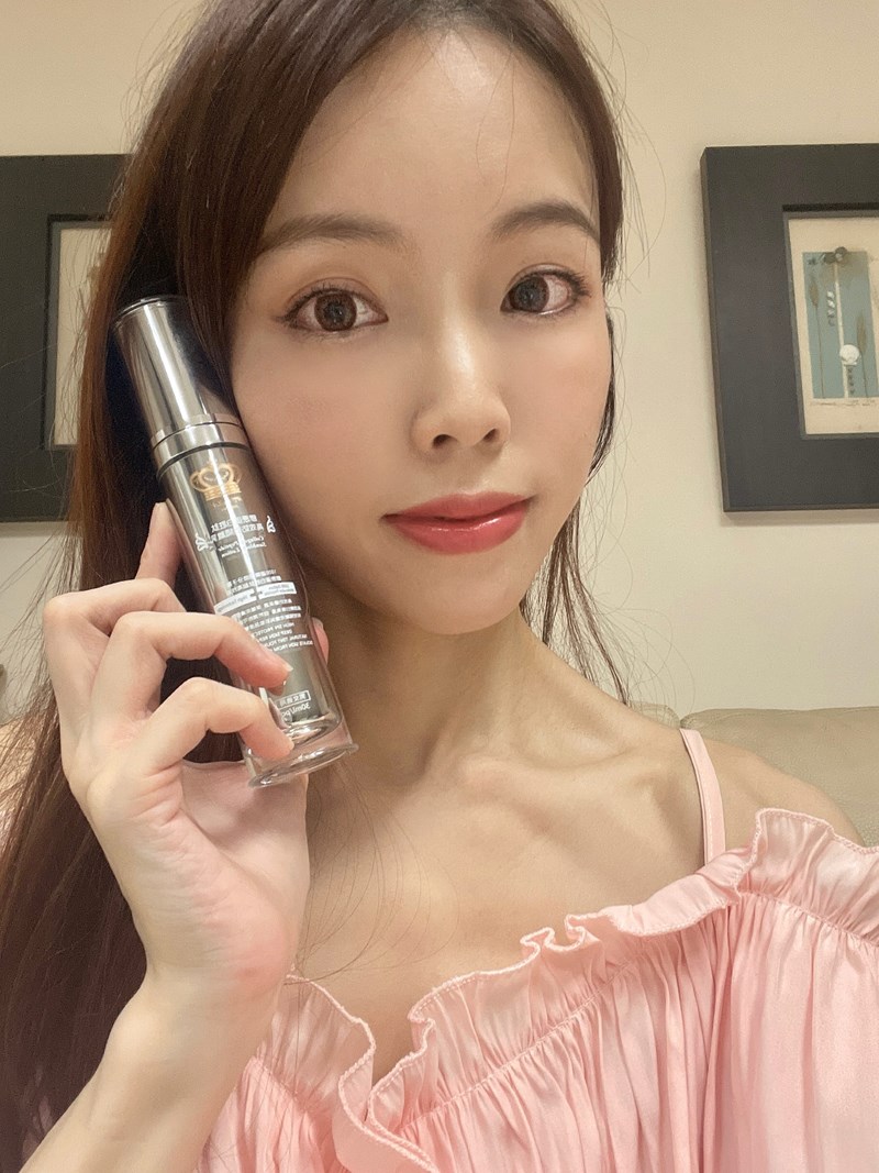 女人知己試用大隊,口碑行銷,部落客行銷,Marine C. 膠原蛋白胜肽 高效防曬隔離乳,MarineC,膠原蛋白胜肽,防曬隔離乳,Marine C.美人心,小銀瓶,防曬隔離乳30ml,隔離選的好，出門沒煩惱,女人我最大，玩美研究室推薦,一瓶頂三瓶，裸妝者最愛,1000道爾頓,膠原蛋白胜肽微分子,質地細,透氣感高,保濕,高CP值,一瓶就可以還妳漂漂臉,防曬,胜肽微分子,粉底液,遮瑕,裸妝,台灣MIT,一瓶多用途,無比透氣感