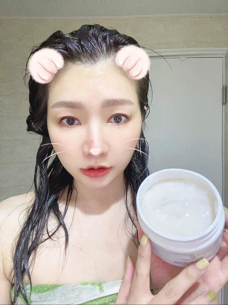 女人知己試用大隊,口碑行銷,部落客行銷,Extra Mineral 專業護色髮膜,Extra Mineral角蛋白&珍珠粉-專業護色髮膜,Extra Mineral,專業護色髮膜,無爭議化學物質,無環境傷害,無動物實驗,以色列原裝進口,含有珍貴角蛋白,珍珠粉和死海礦物質,修復染燙後受損髮質，同時具有強大的護色功用,礦物質微量元素是組織修復的重要元素,深層修護,柔順保水光澤重現髮絲生命力,回購率高,Extra Mineral結合創新美容技術與死海天然礦藏,獨特配方在修護髮絲的同時不造成髮根負擔,由專業化學家配製，經過以色列認證實驗室的嚴格測試，以確保其安全性和有效性,Extra Mineral系列香氛以舊巴黎街道的記憶為基調，加入地中海的獨特氛圍，以柑橘,桉樹,石榴為主調,以色列政府頒發傑出產品出口製造商,優良死海產品標章,GMP ISO認證,生菌數檢驗合格