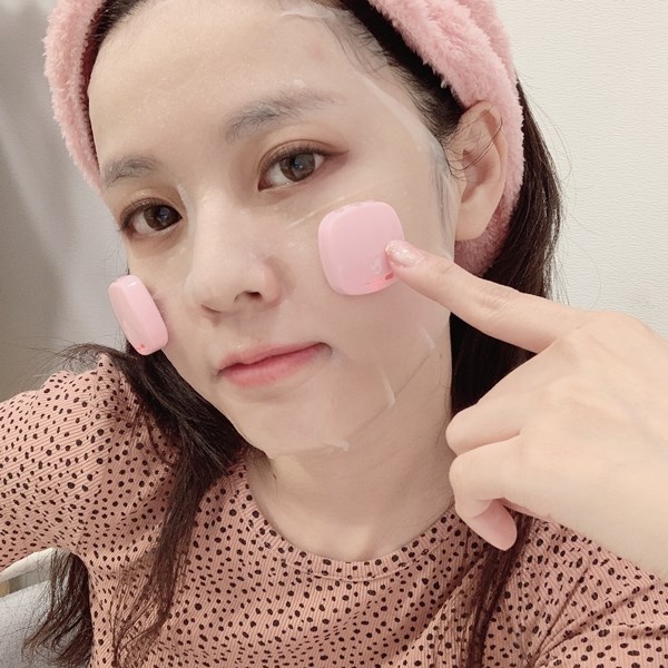 女人知己試用大隊,口碑行銷,部落客行銷,Fukusakura 面膜智能寶石肌,美膚神器,敷面膜的好朋友,AI智能,日本共同研發,日本認定製品證明書,宅在家的保濕神器,免插電,提升敷面膜效能,藉由電及水的引導幫助保養品吸收,居家輕巧智能美肌保養,攜帶便利,隨時都能保養,聰明按鈕智能設計,自由調整保養強度