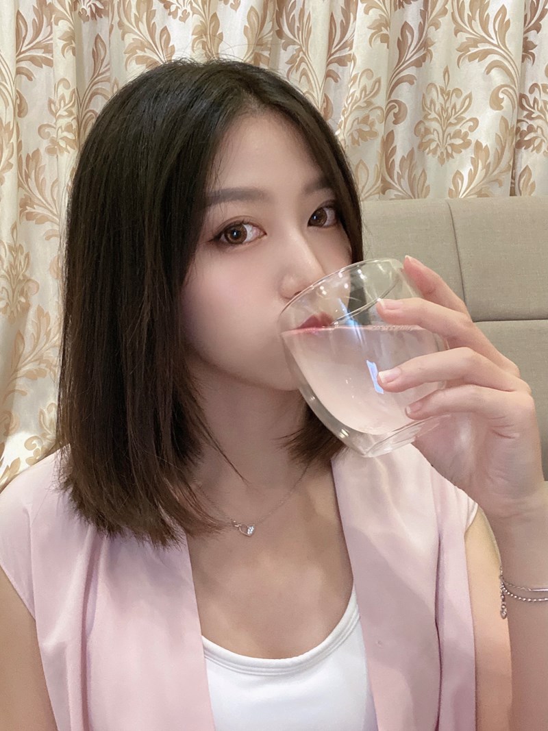 女人知己試用大隊,口碑行銷,部落客行銷,康萃 維生素C1000膠原發泡錠,BeeZin康萃,維生素C膠原發泡錠,1000mgVit.C,Vit.C膠原發泡錠,瑞莎,好氣色,促進膠原蛋白形成,促進鐵吸收,具抗氧化作用,粉紅蔓越莓口味