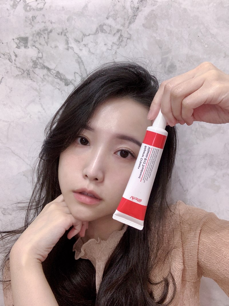 女人知己試用大隊,Vitame薇塔蜜維他命B12全能修護霜,Vitame薇塔蜜B12,舒敏修護,擦的B群,適合疲倦的肌膚,對抗肌膚老化,乾燥敏感,神奇修護能力,敏感肌適用,舒緩肌膚不適,保濕滋潤,防止肌膚老化,使肌膚恢復彈性,全家大小都適用,萬用修護