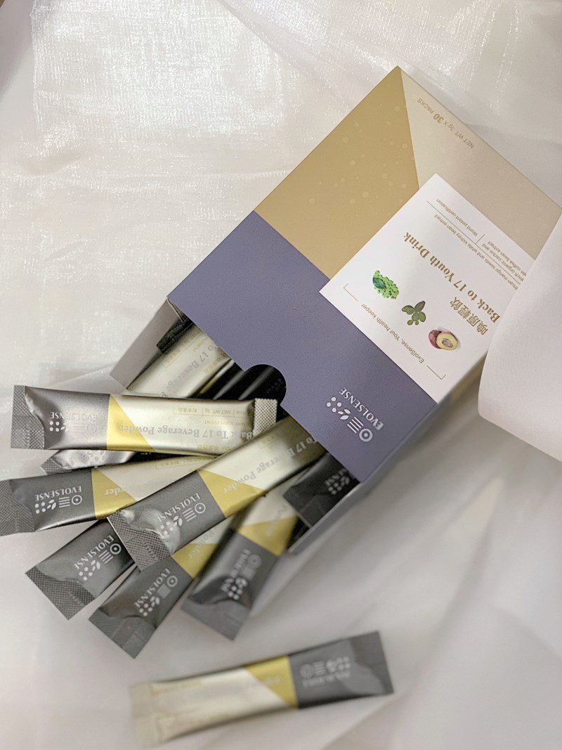 女人知己試用大隊,口碑行銷,部落客行銷,Evolsense璦研司  喚原輕飲Back to 17 Youth drink,Evolsense璦研司 喚原輕飲,添加非洲芒果籽（輕盈）,綠咖啡豆+柑橘瓜拿納（燃燒）,仙人掌萃取（分解）,金針菇萃取（淨空）,白腎豆（攔截）,吃貨速攻配方,便利,順暢,快速,多國官方認證及獎項，專利製成好安心,直接撕開食用或加入100ml冷水沖泡飲用