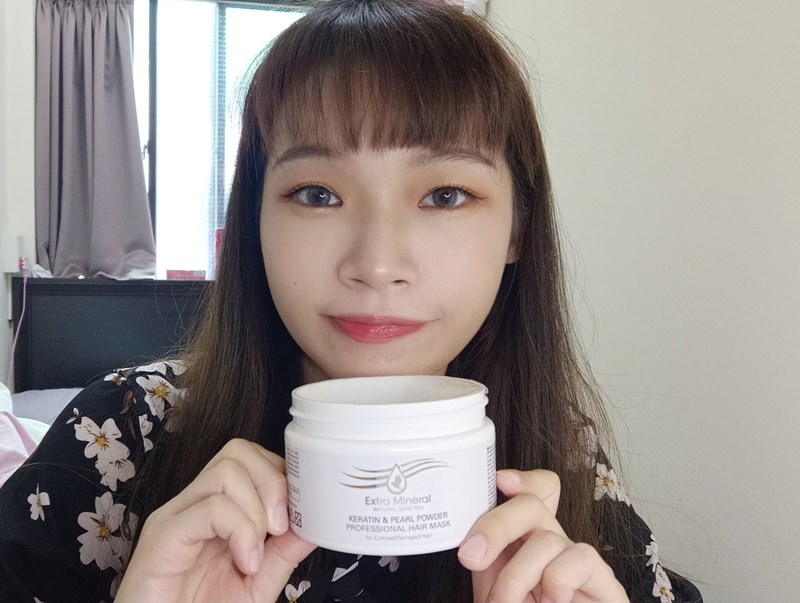 女人知己試用大隊,口碑行銷,部落客行銷,Extra Mineral 專業護色髮膜,Extra Mineral角蛋白&珍珠粉-專業護色髮膜,Extra Mineral,專業護色髮膜,無爭議化學物質,無環境傷害,無動物實驗,以色列原裝進口,含有珍貴角蛋白,珍珠粉和死海礦物質,修復染燙後受損髮質，同時具有強大的護色功用,礦物質微量元素是組織修復的重要元素,深層修護,柔順保水光澤重現髮絲生命力,回購率高,Extra Mineral結合創新美容技術與死海天然礦藏,獨特配方在修護髮絲的同時不造成髮根負擔,由專業化學家配製，經過以色列認證實驗室的嚴格測試，以確保其安全性和有效性,Extra Mineral系列香氛以舊巴黎街道的記憶為基調，加入地中海的獨特氛圍，以柑橘,桉樹,石榴為主調,以色列政府頒發傑出產品出口製造商,優良死海產品標章,GMP ISO認證,生菌數檢驗合格