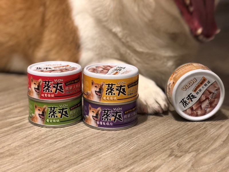 女人知己試用大隊,口碑行銷,部落客行銷,維齊 Vi.Chi 蒸爽機腿犬餐罐 80g,鮮嫩大塊雞腿肉,機能高湯補充營養與水分,低卡路里,低脂肪,易吸收,增強體質,大塊肉塊,口感十足