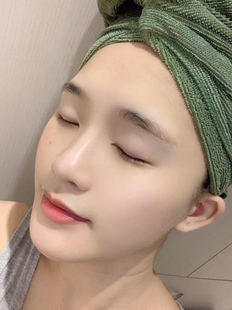 女人知己試用大隊,口碑行銷,部落客行銷,V+全方位修護乳霜,VOGÉNIA V+全方位修護乳霜,舒緩肌膚壓力,生活壓力也是會造成肌膚老化的原因之一,有研究報告指出，生活壓力可能是指生理上的睡眠不足,工作的壓力,人際關係等，還有外在的環境,現今的疫情,氣候的變化，這些對於肌膚來說都是一個壓力的來源。,懶人福星 一罐就足夠,專利研發,保持肌膚水潤度，使肌膚如絲般順滑,有助於舒緩和護理肌膚,提升肌膚對環境傷害的保護力優良製作,國際認證,專業技術
