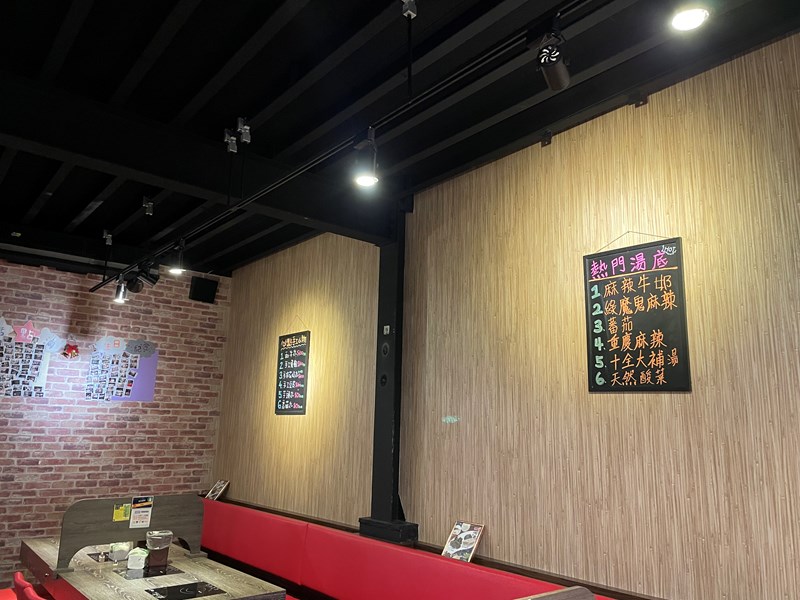 女人知己試用大隊,口碑行銷,部落客行銷,海陸雙人套餐,中壢火鍋推薦,中壢聚餐,中原火鍋推薦,中壢和牛,源自蘆洲正官,中壢火鍋,桃園火鍋,中壢鍋物推薦,中壢上官木桶鍋,上官木桶鍋