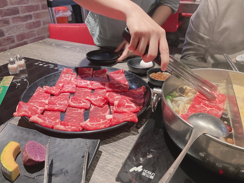 女人知己試用大隊,口碑行銷,部落客行銷,海陸雙人套餐,中壢火鍋推薦,中壢聚餐,中原火鍋推薦,中壢和牛,源自蘆洲正官,中壢火鍋,桃園火鍋,中壢鍋物推薦,中壢上官木桶鍋,上官木桶鍋