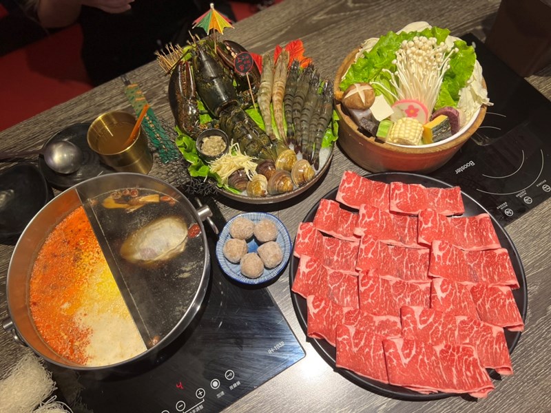 女人知己試用大隊,口碑行銷,部落客行銷,海陸雙人套餐,中壢火鍋推薦,中壢聚餐,中原火鍋推薦,中壢和牛,源自蘆洲正官,中壢火鍋,桃園火鍋,中壢鍋物推薦,中壢上官木桶鍋,上官木桶鍋