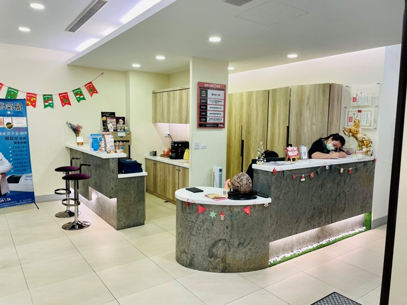 女人知己試用大隊,口碑行銷,部落客行銷,美怡雅時尚美學,彰化醫美,美怡雅時尚美學,每一秒都是你的高光時刻,美麗其實很簡單,賴政光醫師,高壓氧氣艙,醫學美容,雷射光療,抗老醫學,微整形,肉毒,玻尿酸,音波,腋下除毛,聚左旋乳酸,舒顏萃