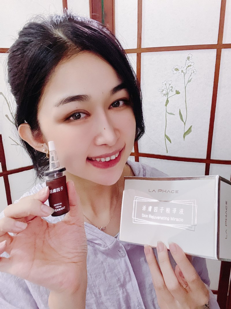女人知己試用大隊,口碑行銷,部落客行銷,La Phace 活膚因子精華液,獨家智慧寡胜肽因子,活化肌膚,調理肌膚紋路,使肌膚回復柔順平和的線條,加強保濕修護,延緩肌膚老化,維持肌膚健康,使肌膚散發光彩,維持肌膚彈性