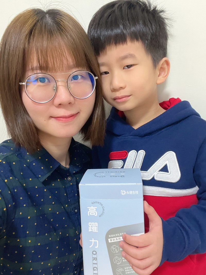 女人知己試用大隊,口碑行銷,部落客行銷,永德生技 高躍力厚奶高鈣,永德生技高躍力,霸高小子,成長專門對策,醫師好辣推薦,骨科醫師洪嘉鴻推薦,一小包高躍力萃取自2.5公升牛奶的鈣,水解牛奶鈣,專利成長型膠原蛋白,韓國專利黑酵母萃取物,鎂,維生素 D3,維生素K2,菊苣纖維,專利藻油DHA,堅持不添加任何有疑慮成分,賀爾蒙檢測合格,通過789項SGS檢驗,純鈣量高達500mg，滿足一日所需,成長期可一天兩包，等於喝了4大杯牛奶