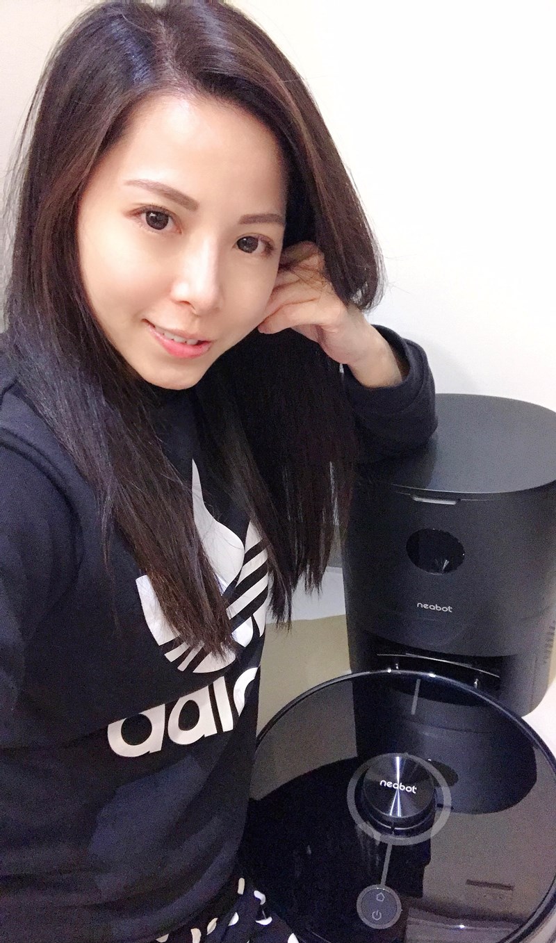 女人知己試用大隊,口碑行銷,部落客行銷,NEABOT N2 PLUS 自動集塵堡掃拖機器人,NEABOT N2 PLUS,自動集塵掃拖機器人,市場最低價,清潔效率提升90%,無人車鐳射導航技術,新一代LDS8.0 LIDAR技術,強大的避障能力及清掃效率,2.8公升大容量集塵袋,250ml恆壓電控大水箱,2700PA吸力,4段式吸力調整,地毯自動增壓,沿牆偵測感應僅1cm,APP智能操作,預約清掃,設定禁區