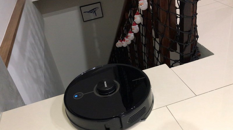 女人知己試用大隊,口碑行銷,部落客行銷,NEABOT N2 PLUS 自動集塵堡掃拖機器人,NEABOT N2 PLUS,自動集塵掃拖機器人,市場最低價,清潔效率提升90%,無人車鐳射導航技術,新一代LDS8.0 LIDAR技術,強大的避障能力及清掃效率,2.8公升大容量集塵袋,250ml恆壓電控大水箱,2700PA吸力,4段式吸力調整,地毯自動增壓,沿牆偵測感應僅1cm,APP智能操作,預約清掃,設定禁區