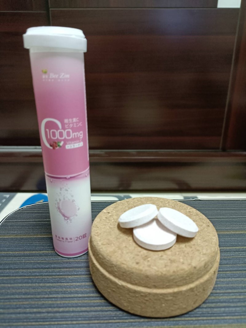 女人知己試用大隊,口碑行銷,部落客行銷,康萃 維生素C1000膠原發泡錠,BeeZin康萃,維生素C膠原發泡錠,1000mgVit.C,Vit.C膠原發泡錠,瑞莎,好氣色,促進膠原蛋白形成,促進鐵吸收,具抗氧化作用,粉紅蔓越莓口味