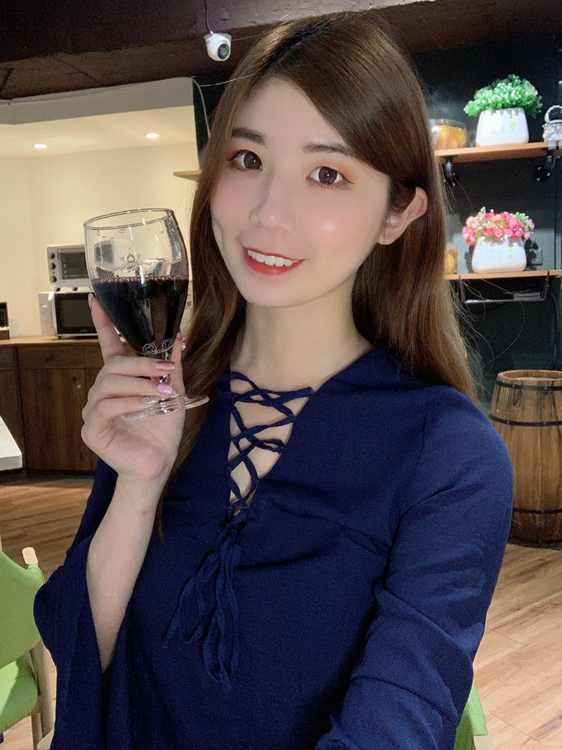 女人知己試用大隊,口碑行銷,部落客行銷,NFC(Not From Concentrate),非濃縮還原果漿,不加水不加糖不含防腐劑或任何添加劑,使用環保玻璃瓶，不會有塑膠瓶滲出塑化劑的隱憂,台灣第一支最具養顏美容的果漿,女人養顏美容,青春美麗,男人滋補強身,調節生理機能,促進新陳代謝,產前產後或病後之補養,膳食纖維的飽足感,充分平衡外食族蔬果攝取的不足,波蘭進口,波蘭為世界上最大的野櫻梅生產國