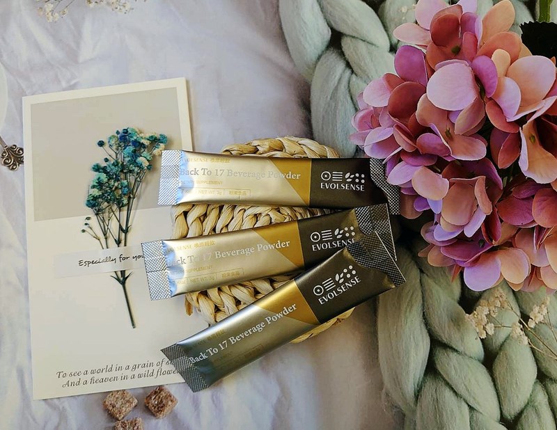 女人知己試用大隊,口碑行銷,部落客行銷,Evolsense璦研司  喚原輕飲Back to 17 Youth drink,Evolsense璦研司 喚原輕飲,添加非洲芒果籽（輕盈）,綠咖啡豆+柑橘瓜拿納（燃燒）,仙人掌萃取（分解）,金針菇萃取（淨空）,白腎豆（攔截）,吃貨速攻配方,便利,順暢,快速,多國官方認證及獎項，專利製成好安心,直接撕開食用或加入100ml冷水沖泡飲用