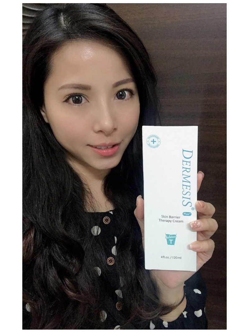 女人知己試用大隊,口碑行銷,部落客行銷,Dermesis迪敏施 Plus 涵鈣休異膚乳霜 滋潤型 120ml,Dermesis迪敏施,滋潤,保溼,舒緩,針對敏感性肌膚皮膚修護屏障,保溼性佳,更加滋潤,減緩水分散失,修護乾燥,有效預防皮膚乾裂,減少肌膚脫屑/脫皮,保濕舒緩,長效滋潤,俢護健康肌