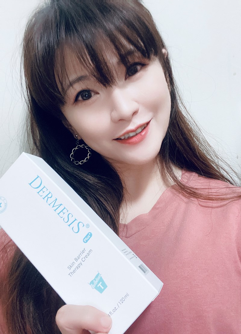 女人知己試用大隊,口碑行銷,部落客行銷,Dermesis迪敏施 Plus 涵鈣休異膚乳霜 滋潤型 120ml,Dermesis迪敏施,滋潤,保溼,舒緩,針對敏感性肌膚皮膚修護屏障,保溼性佳,更加滋潤,減緩水分散失,修護乾燥,有效預防皮膚乾裂,減少肌膚脫屑/脫皮,保濕舒緩,長效滋潤,俢護健康肌