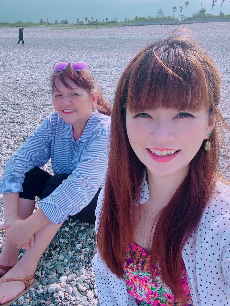 女人知己試用大隊,口碑行銷,部落客行銷,Dermesis迪敏施 Plus 涵鈣休異膚乳霜 滋潤型 120ml,Dermesis迪敏施,滋潤,保溼,舒緩,針對敏感性肌膚皮膚修護屏障,保溼性佳,更加滋潤,減緩水分散失,修護乾燥,有效預防皮膚乾裂,減少肌膚脫屑/脫皮,保濕舒緩,長效滋潤,俢護健康肌