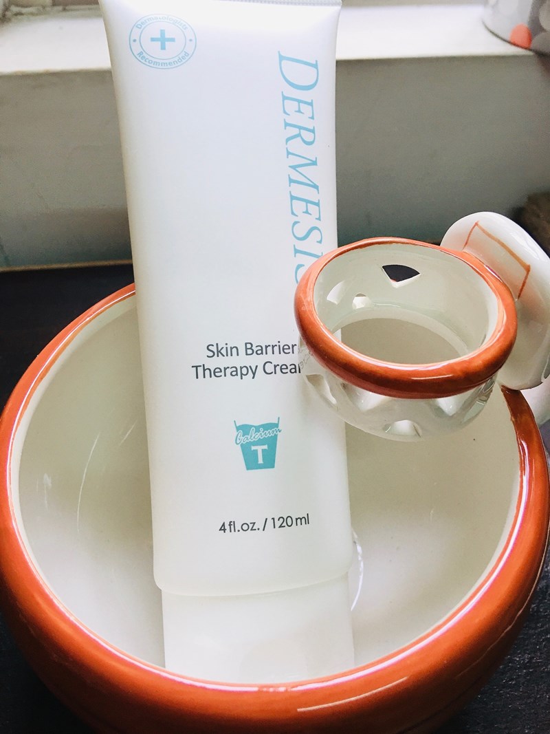 女人知己試用大隊,口碑行銷,部落客行銷,Dermesis迪敏施 Plus 涵鈣休異膚乳霜 滋潤型 120ml,Dermesis迪敏施,滋潤,保溼,舒緩,針對敏感性肌膚皮膚修護屏障,保溼性佳,更加滋潤,減緩水分散失,修護乾燥,有效預防皮膚乾裂,減少肌膚脫屑/脫皮,保濕舒緩,長效滋潤,俢護健康肌