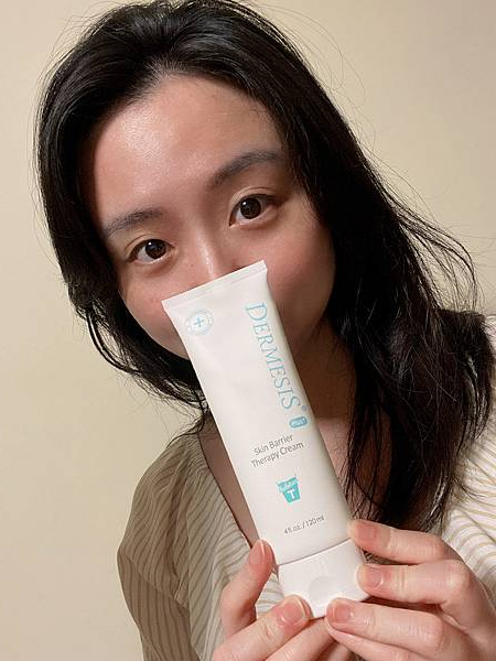 女人知己試用大隊,口碑行銷,部落客行銷,Dermesis迪敏施 Plus 涵鈣休異膚乳霜 滋潤型 120ml,Dermesis迪敏施,滋潤,保溼,舒緩,針對敏感性肌膚皮膚修護屏障,保溼性佳,更加滋潤,減緩水分散失,修護乾燥,有效預防皮膚乾裂,減少肌膚脫屑/脫皮,保濕舒緩,長效滋潤,俢護健康肌