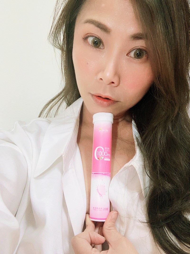 女人知己試用大隊,口碑行銷,部落客行銷,康萃 維生素C1000膠原發泡錠,BeeZin康萃,維生素C膠原發泡錠,1000mgVit.C,Vit.C膠原發泡錠,瑞莎,好氣色,促進膠原蛋白形成,促進鐵吸收,具抗氧化作用,粉紅蔓越莓口味