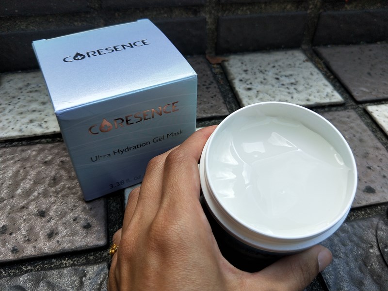 女人知己試用大隊,CORESENCE 蔻仙詩極地冰河醣凍膜,將南極醣蛋白修護力與玻尿酸保濕力注入保濕凍膜中,深度調節肌底造水力,密集補水,改善粗糙感肌膚,讓水嫩效果更持久,鎖水保濕再升級,南極醣蛋白,海藻糖,透明質酸鈉,金縷梅,薰衣草,天竺葵