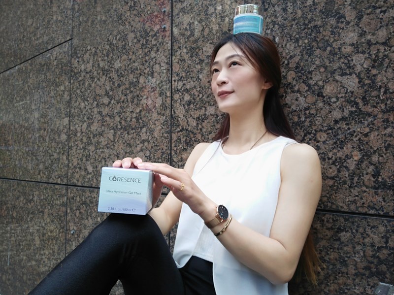 女人知己試用大隊,CORESENCE 蔻仙詩極地冰河醣凍膜,將南極醣蛋白修護力與玻尿酸保濕力注入保濕凍膜中,深度調節肌底造水力,密集補水,改善粗糙感肌膚,讓水嫩效果更持久,鎖水保濕再升級,南極醣蛋白,海藻糖,透明質酸鈉,金縷梅,薰衣草,天竺葵