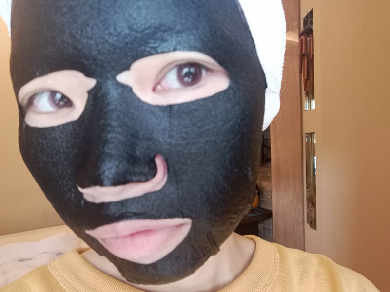 女人知己試用大隊,口碑行銷,部落客行銷,TYCHE太姬  石墨烯活顏鑽光面膜 ,TYCHE太姬,石墨烯,面膜,黑面膜,石墨烯面膜,石墨烯活顏鑽光面膜,面膜界的美肌導入儀,六胜肽,蠶絲蛋白,傳明酸,海藻醣,台灣面膜,台灣保養品牌,保溼,緊緻,賦活