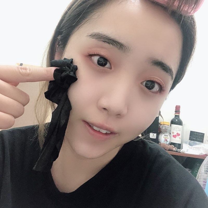 女人知己試用大隊,口碑行銷,部落客行銷,TYCHE太姬  石墨烯活顏鑽光面膜 ,TYCHE太姬,石墨烯,面膜,黑面膜,石墨烯面膜,石墨烯活顏鑽光面膜,面膜界的美肌導入儀,六胜肽,蠶絲蛋白,傳明酸,海藻醣,台灣面膜,台灣保養品牌,保溼,緊緻,賦活