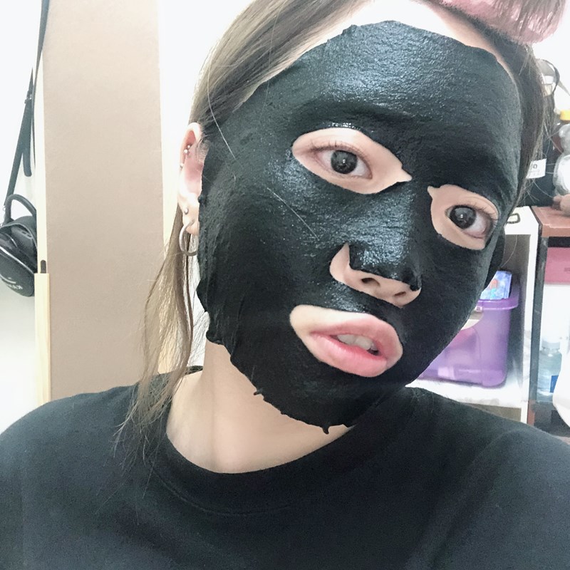 女人知己試用大隊,口碑行銷,部落客行銷,TYCHE太姬  石墨烯活顏鑽光面膜 ,TYCHE太姬,石墨烯,面膜,黑面膜,石墨烯面膜,石墨烯活顏鑽光面膜,面膜界的美肌導入儀,六胜肽,蠶絲蛋白,傳明酸,海藻醣,台灣面膜,台灣保養品牌,保溼,緊緻,賦活