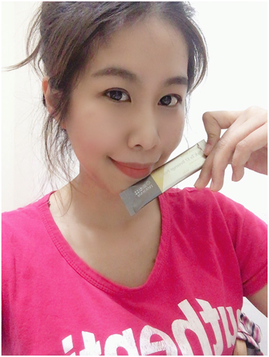 女人知己試用大隊,口碑行銷,部落客行銷,Evolsense璦研司  喚原輕飲Back to 17 Youth drink,Evolsense璦研司 喚原輕飲,添加非洲芒果籽（輕盈）,綠咖啡豆+柑橘瓜拿納（燃燒）,仙人掌萃取（分解）,金針菇萃取（淨空）,白腎豆（攔截）,吃貨速攻配方,便利,順暢,快速,多國官方認證及獎項，專利製成好安心,直接撕開食用或加入100ml冷水沖泡飲用