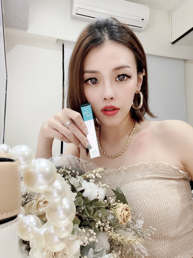 女人知己試用大隊,口碑行銷,部落客行銷,Pelo Baum 睫毛滋養液,Pelo Baum,睫毛滋養液,,持續4-8週,韓國胜肽大廠Caregen,強韌,睡前使用,,放大眼神,不易斷裂,孕婦可使用,4種精選保濕成分,5種珍貴胜肽成分