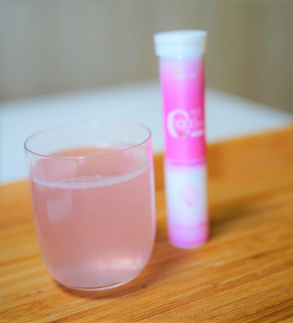 女人知己試用大隊,口碑行銷,部落客行銷,康萃 維生素C1000膠原發泡錠,BeeZin康萃,維生素C膠原發泡錠,1000mgVit.C,Vit.C膠原發泡錠,瑞莎,好氣色,促進膠原蛋白形成,促進鐵吸收,具抗氧化作用,粉紅蔓越莓口味