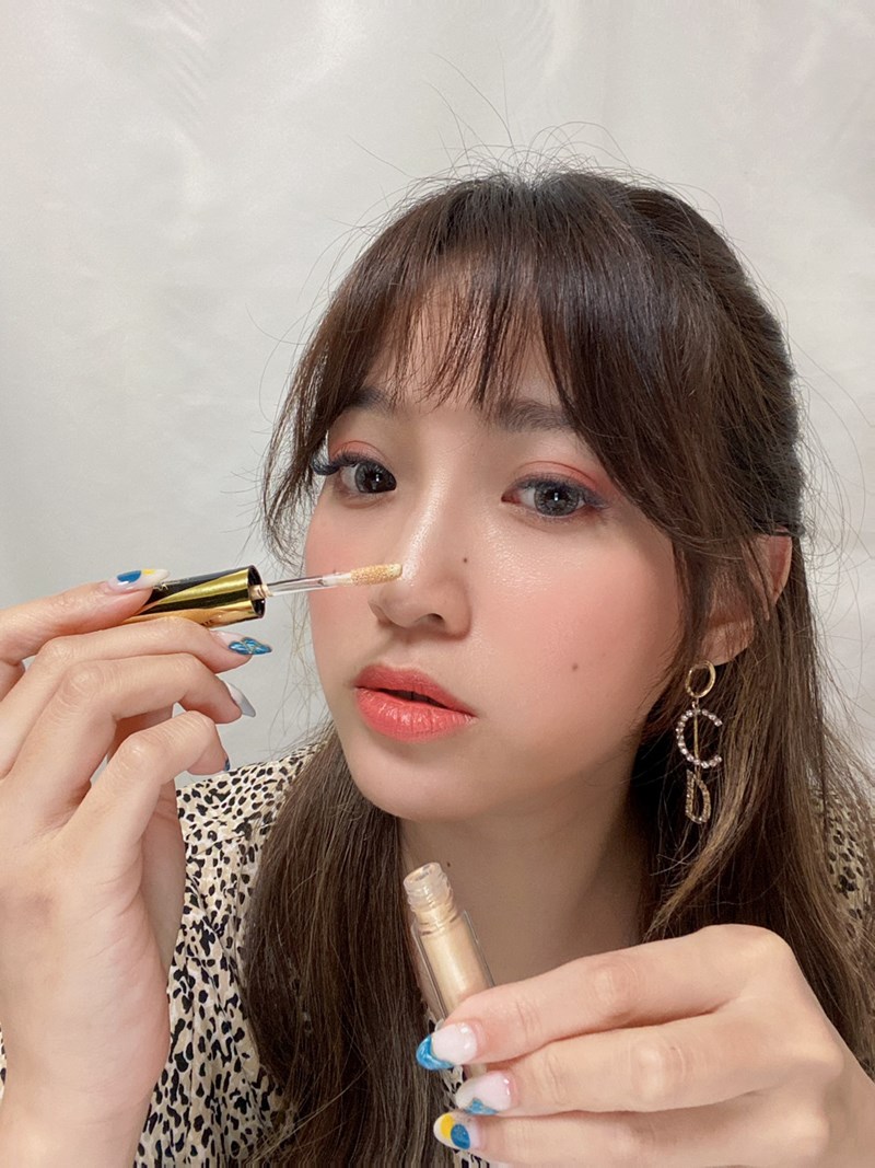 女人知己試用大隊,口碑行銷,部落客行銷,Lokah高光打亮蜜 香檳金＋ Lokah小臉V提拉面模,Lokah高光打亮蜜,Lokah小臉V提拉面模,極美光澤,立體,光澤妝感,朵烈美妝,紐約國際彩妝師,Doleh Beauty NYC,Naomi 老師監製,泰雅紋面設計,紐約品牌創立