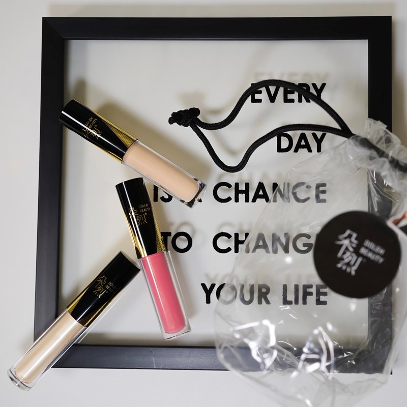 女人知己試用大隊,口碑行銷,部落客行銷,Lokah裸妝心機彩妝組,Lokah一抹超持妝遮蝦蜜,自然色,Logah高光打亮蜜,香檳金,Lokah泰雅女孩唇頰釉,紐約國際彩妝師,Doleh Beauty NYC,Naomi 老師監製,朵烈美妝,紐約品牌創立