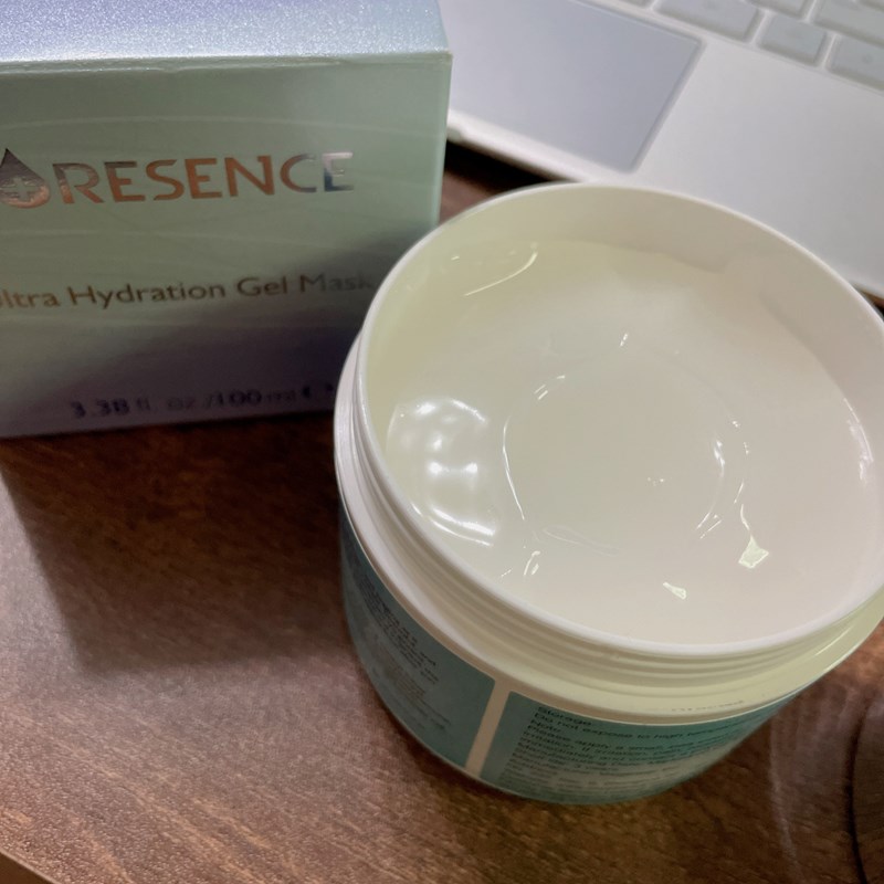 女人知己試用大隊,CORESENCE 蔻仙詩極地冰河醣凍膜,將南極醣蛋白修護力與玻尿酸保濕力注入保濕凍膜中,深度調節肌底造水力,密集補水,改善粗糙感肌膚,讓水嫩效果更持久,鎖水保濕再升級,南極醣蛋白,海藻糖,透明質酸鈉,金縷梅,薰衣草,天竺葵