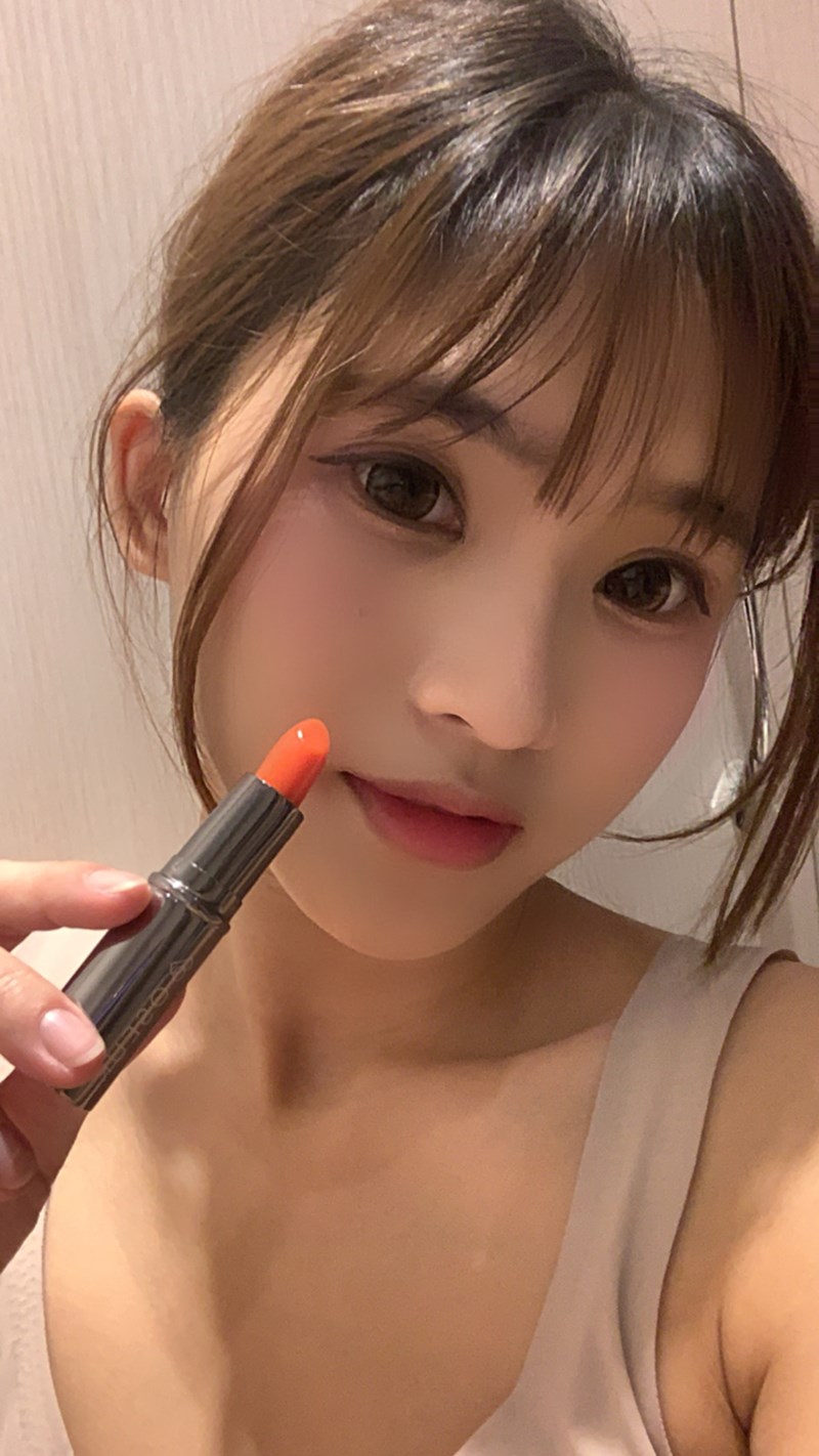 女人知己試用大隊,口碑行銷,部落客行銷,OSEUR歐絲爾時尚經典唇膏-08陽光金盞,防止嘴唇乾裂,唇色蒼白問題,唇紋明顯問題,滋潤保濕,自然水潤,含多重保濕滋養成分,使嘴唇光滑,撫平嘴唇細紋,保護嘴唇,透明感自然唇色,瞬間轉換紅潤好氣色