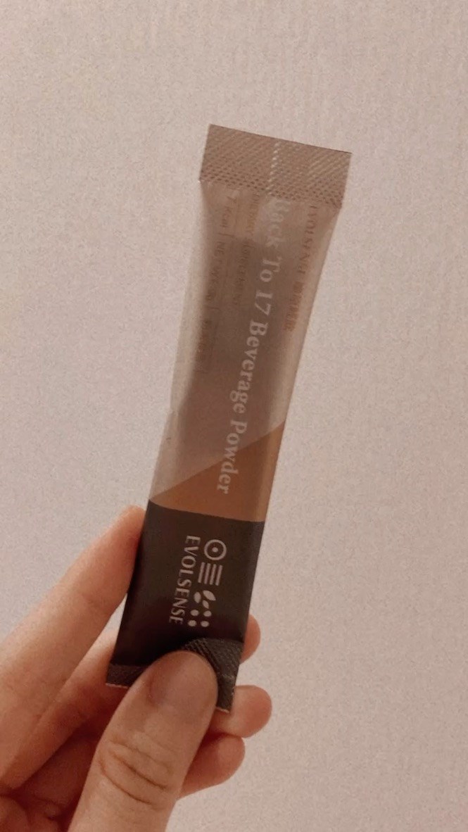 女人知己試用大隊,口碑行銷,部落客行銷,Evolsense璦研司  喚原輕飲Back to 17 Youth drink,Evolsense璦研司 喚原輕飲,添加非洲芒果籽（輕盈）,綠咖啡豆+柑橘瓜拿納（燃燒）,仙人掌萃取（分解）,金針菇萃取（淨空）,白腎豆（攔截）,吃貨速攻配方,便利,順暢,快速,多國官方認證及獎項，專利製成好安心,直接撕開食用或加入100ml冷水沖泡飲用