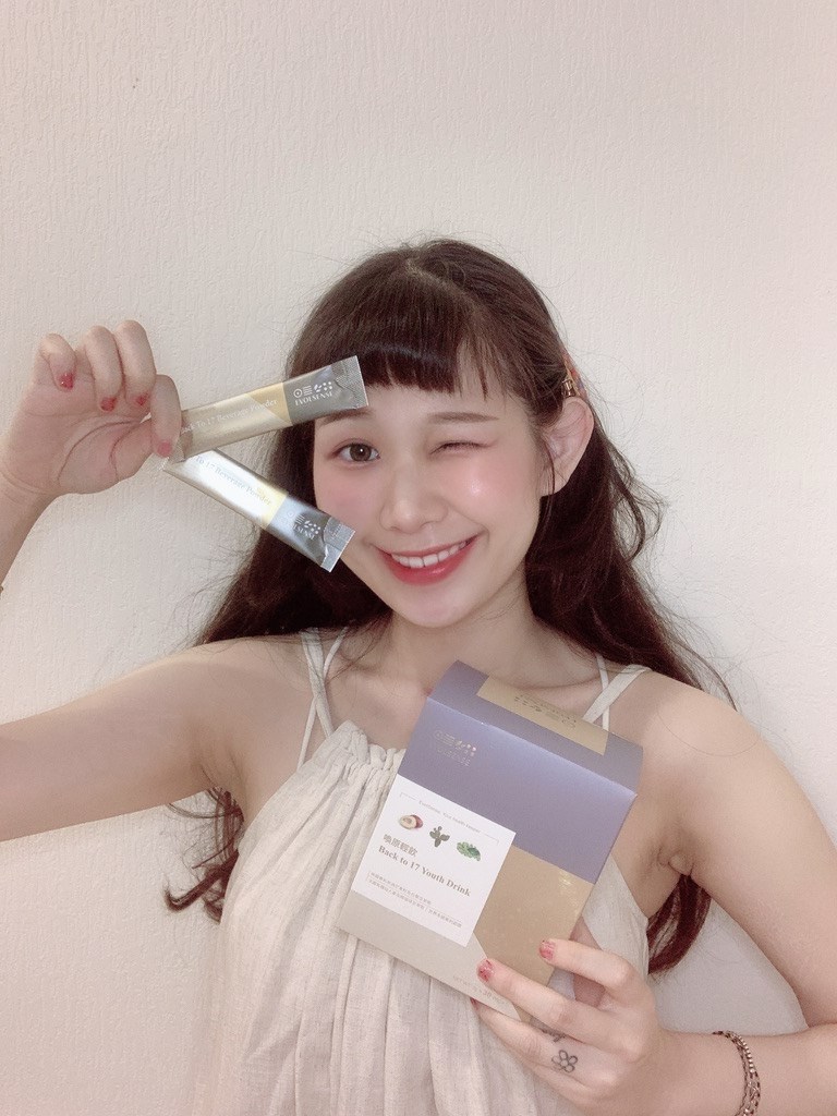 女人知己試用大隊,口碑行銷,部落客行銷,Evolsense璦研司  喚原輕飲Back to 17 Youth drink,Evolsense璦研司 喚原輕飲,添加非洲芒果籽（輕盈）,綠咖啡豆+柑橘瓜拿納（燃燒）,仙人掌萃取（分解）,金針菇萃取（淨空）,白腎豆（攔截）,吃貨速攻配方,便利,順暢,快速,多國官方認證及獎項，專利製成好安心,直接撕開食用或加入100ml冷水沖泡飲用