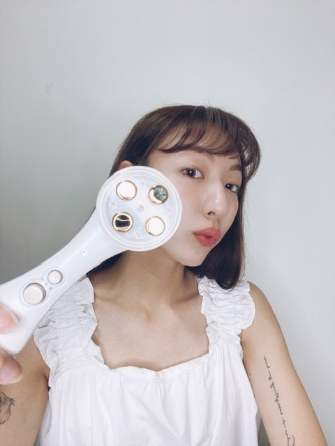 女人知己試用大隊,口碑行銷,部落客行銷,Kirei 黃金美顏凍齡儀,Kirei黃金導入緊緻儀,Kirei黃金亮膚儀,Kirei,黃金美顏凍齡儀,深層導入緊緻,裸肌,嫩膚,美膚導入儀,淨顏嫩膚,一機底四種功效,深層緊緻,通暢毛孔,緊緻毛孔,淨化毛孔,亮白,使肌膚留住保養品,恢復肌膚彈性,彈力肌膚,緊俏,重返年輕,豐潤肌膚,細緻肌膚,恢復生機,活化,Kirei 逆天奇機