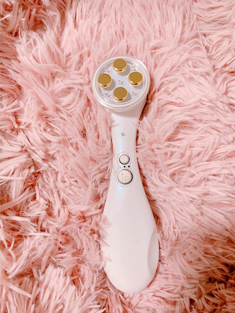 女人知己試用大隊,口碑行銷,部落客行銷,Kirei 黃金美顏凍齡儀,Kirei黃金導入緊緻儀,Kirei黃金亮膚儀,Kirei,黃金美顏凍齡儀,深層導入緊緻,裸肌,嫩膚,美膚導入儀,淨顏嫩膚,一機底四種功效,深層緊緻,通暢毛孔,緊緻毛孔,淨化毛孔,亮白,使肌膚留住保養品,恢復肌膚彈性,彈力肌膚,緊俏,重返年輕,豐潤肌膚,細緻肌膚,恢復生機,活化,Kirei 逆天奇機