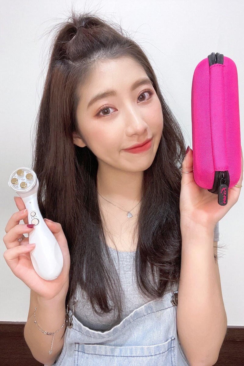 女人知己試用大隊,口碑行銷,部落客行銷,Kirei 黃金美顏凍齡儀,Kirei黃金導入緊緻儀,Kirei黃金亮膚儀,Kirei,黃金美顏凍齡儀,深層導入緊緻,裸肌,嫩膚,美膚導入儀,淨顏嫩膚,一機底四種功效,深層緊緻,通暢毛孔,緊緻毛孔,淨化毛孔,亮白,使肌膚留住保養品,恢復肌膚彈性,彈力肌膚,緊俏,重返年輕,豐潤肌膚,細緻肌膚,恢復生機,活化,Kirei 逆天奇機