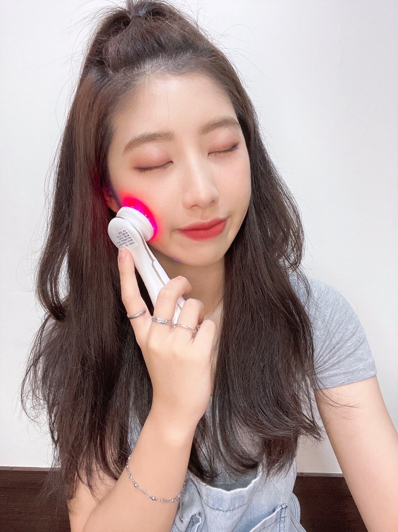 女人知己試用大隊,口碑行銷,部落客行銷,Kirei 黃金美顏凍齡儀,Kirei黃金導入緊緻儀,Kirei黃金亮膚儀,Kirei,黃金美顏凍齡儀,深層導入緊緻,裸肌,嫩膚,美膚導入儀,淨顏嫩膚,一機底四種功效,深層緊緻,通暢毛孔,緊緻毛孔,淨化毛孔,亮白,使肌膚留住保養品,恢復肌膚彈性,彈力肌膚,緊俏,重返年輕,豐潤肌膚,細緻肌膚,恢復生機,活化,Kirei 逆天奇機