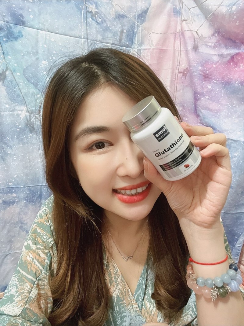 女人知己試用大隊,口碑行銷,部落客行銷,SMOL澄淨亮妍複方膠囊,SMOL,妮萃美,SMOL莫斯,澄淨亮妍複方膠囊,穀光甘肽,GSH,血橙,圓酵母,幫助入睡,日本,glutathione,賽洛美,養顏美容,助眠,吃的青春露,亮妍透光,好氣色