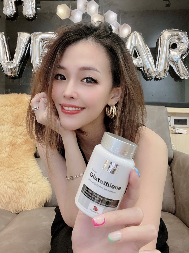 女人知己試用大隊,口碑行銷,部落客行銷,SMOL澄淨亮妍複方膠囊,SMOL,妮萃美,SMOL莫斯,澄淨亮妍複方膠囊,穀光甘肽,GSH,血橙,圓酵母,幫助入睡,日本,glutathione,賽洛美,養顏美容,助眠,吃的青春露,亮妍透光,好氣色