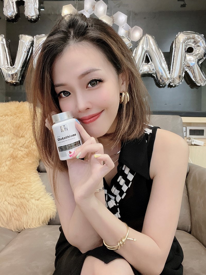 女人知己試用大隊,口碑行銷,部落客行銷,SMOL澄淨亮妍複方膠囊,SMOL,妮萃美,SMOL莫斯,澄淨亮妍複方膠囊,穀光甘肽,GSH,血橙,圓酵母,幫助入睡,日本,glutathione,賽洛美,養顏美容,助眠,吃的青春露,亮妍透光,好氣色