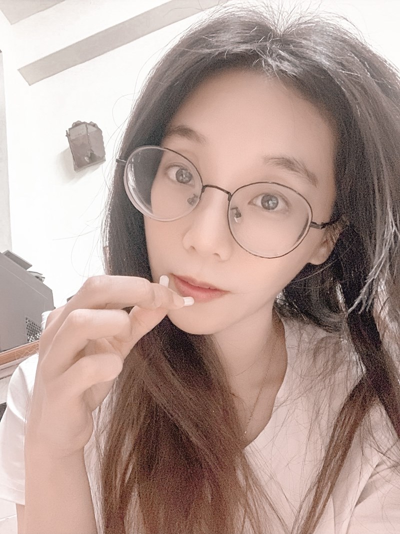 女人知己試用大隊,口碑行銷,部落客行銷,SMOL澄淨亮妍複方膠囊,SMOL,妮萃美,SMOL莫斯,澄淨亮妍複方膠囊,穀光甘肽,GSH,血橙,圓酵母,幫助入睡,日本,glutathione,賽洛美,養顏美容,助眠,吃的青春露,亮妍透光,好氣色