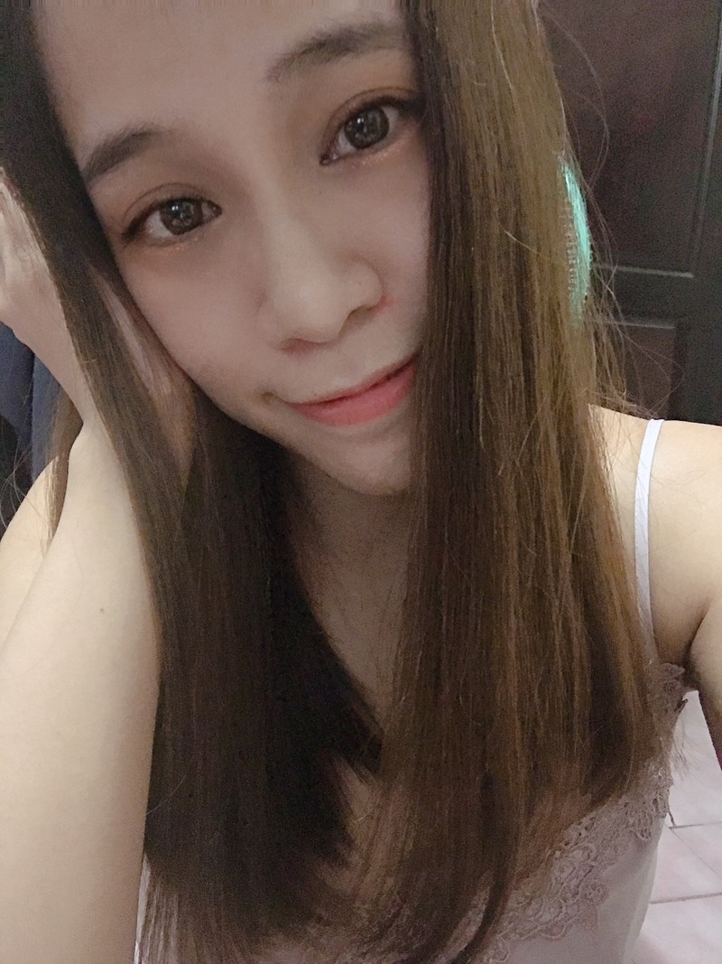 女人知己試用大隊,口碑行銷,部落客行銷,馨朵拉cindora 草本植萃洗髮精+草本植萃護髮素,馨朵拉草本植萃洗髮精,馨朵拉草本植萃護髮素,馨朵拉cindora,堅持不添加任何有疑慮成分,0矽靈,不含SLS, SLES,ALS,ALES,不添加MI/MCI防腐劑,不添加色素,Parabens,不做動物性實驗,撫平糾結毛躁,調理頭皮,敏弱頭皮適用,孕婦適用,溫和不易刺激,Spa級香氛