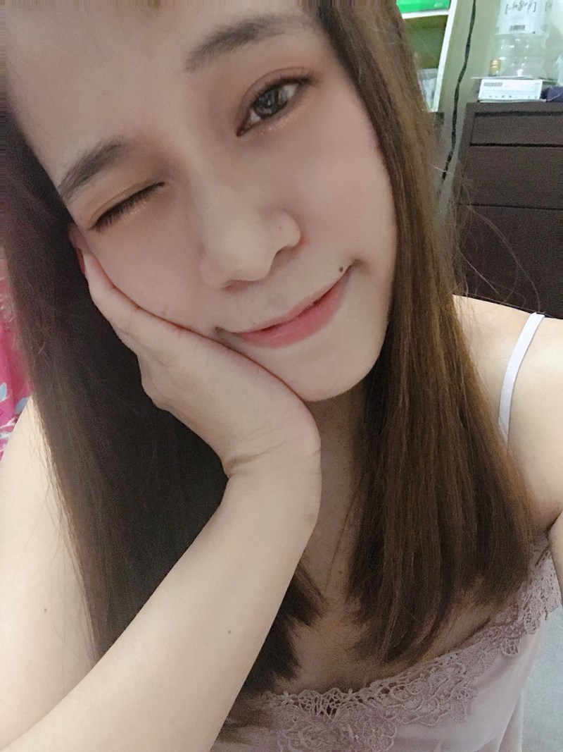 女人知己試用大隊,口碑行銷,部落客行銷,馨朵拉cindora 草本植萃洗髮精+草本植萃護髮素,馨朵拉草本植萃洗髮精,馨朵拉草本植萃護髮素,馨朵拉cindora,堅持不添加任何有疑慮成分,0矽靈,不含SLS, SLES,ALS,ALES,不添加MI/MCI防腐劑,不添加色素,Parabens,不做動物性實驗,撫平糾結毛躁,調理頭皮,敏弱頭皮適用,孕婦適用,溫和不易刺激,Spa級香氛